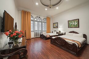 Hanoi Little Town Hotel