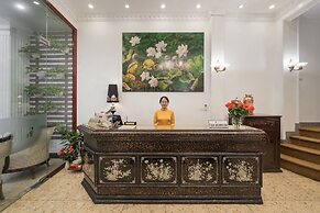 Hanoi Little Town Hotel