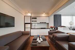 Hanoi Little Town Hotel