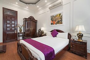 Hanoi Little Town Hotel