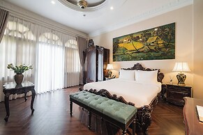 Hanoi Little Town Hotel