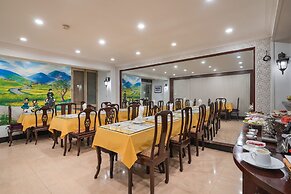 Hanoi Little Town Hotel