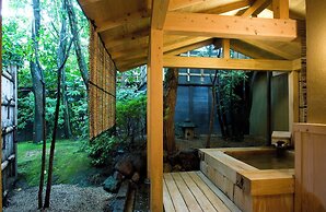 Yufuin Onsen Ryotei Tanokura