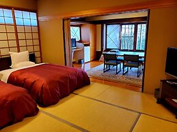 Yufuin Onsen Ryotei Tanokura