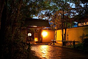 Yufuin Onsen Ryotei Tanokura