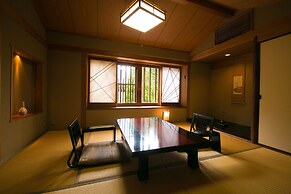 Yufuin Onsen Ryotei Tanokura