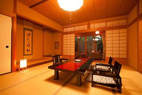 Yufuin Onsen Ryotei Tanokura