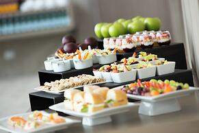 Courtyard Santiago Las Condes