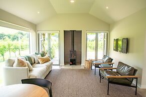 Craggy Range Luxury Vineyard Retreat