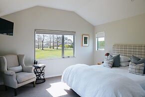 Craggy Range Luxury Vineyard Retreat