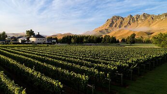 Craggy Range Luxury Vineyard Retreat