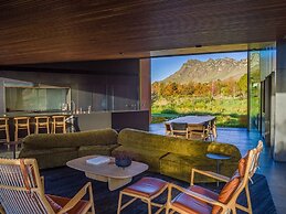 Craggy Range Luxury Vineyard Retreat