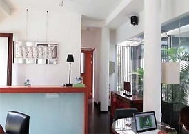 Chic Quarter Residence