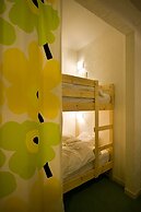 Holiday House Green Garden