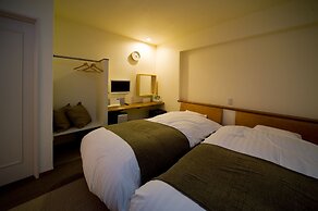 Holiday House Green Garden