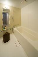 Holiday House Green Garden