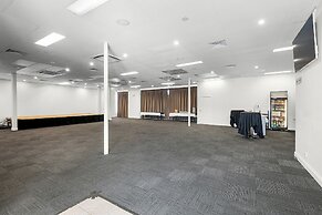 Cannonvale Reef Gateway Hotel