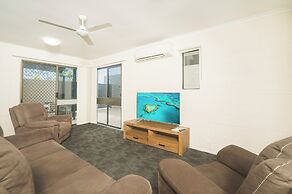 Cannonvale Reef Gateway Hotel