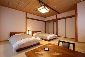 Kawaguchiya Kinosaki Riverside Hotel