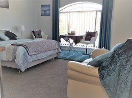 Palm Beach Guest House