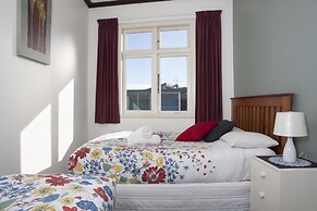 Moana Lodge - Hostel