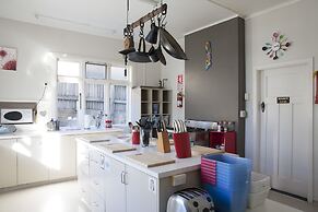 Moana Lodge - Hostel