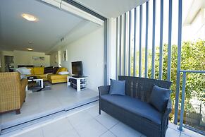 Blue On Blue Apartment 921