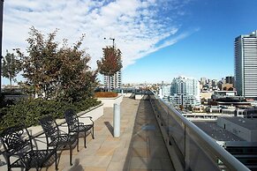 WhiteHall Suites- Yorkville