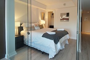 WhiteHall Suites- Yorkville