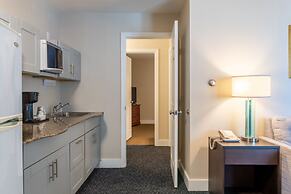 Ogunquit Hotel & Suites