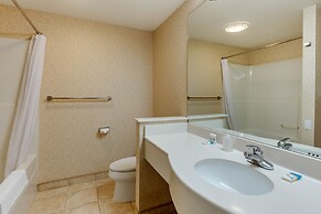 Ogunquit Hotel & Suites