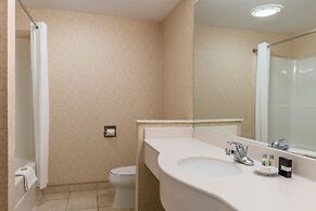 Ogunquit Hotel & Suites