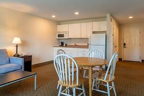 Ogunquit Hotel & Suites