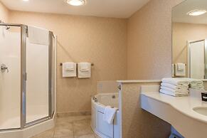 Ogunquit Hotel & Suites