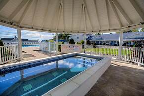 Ogunquit Hotel & Suites
