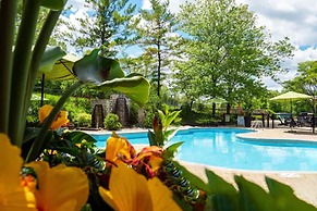 Hockley Valley Resort