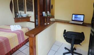 Hostal Vallarta Suites