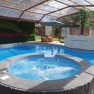 Hosteria Airport Garden