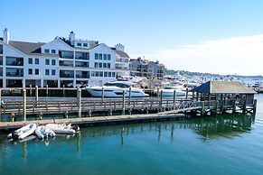 Harborside Inn