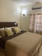 Connie's Comfort Suites