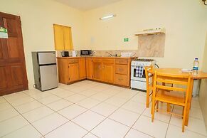 Connie's Comfort Suites