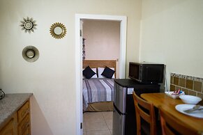 Connie's Comfort Suites