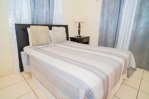 Connie's Comfort Suites