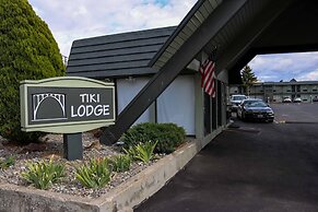 Tiki Lodge