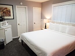Coronado Island Inn