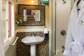 Volcano Village Estates