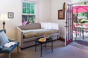 Volcano Village Estates