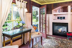 Volcano Village Estates