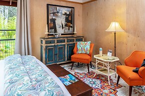 Volcano Village Estates