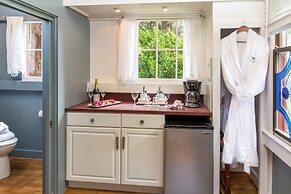 Volcano Village Estates